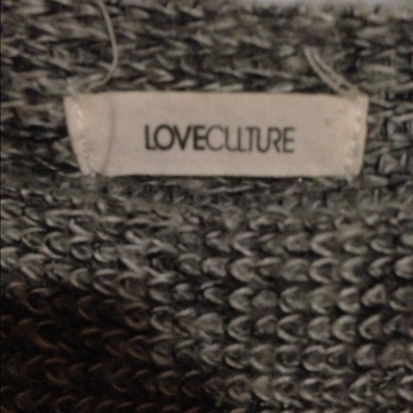 Sweater - Picture 2 of 3