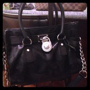 **SOLD!** Authentic Michael Kors Hamilton