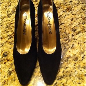 Yves Saint Laurent Shoes - 🔴Reduced🔴YSL black suede heels!! Yves Saint Laurent Shoes - 🔴Reduced🔴YSL black suede heels!!