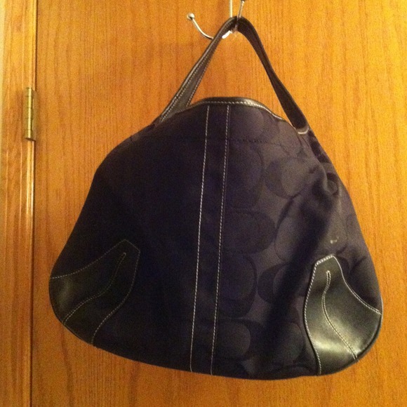 Authentic Coach Purse - Picture 3 of 3