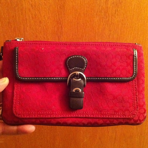 Sold - Picture 3 of 4