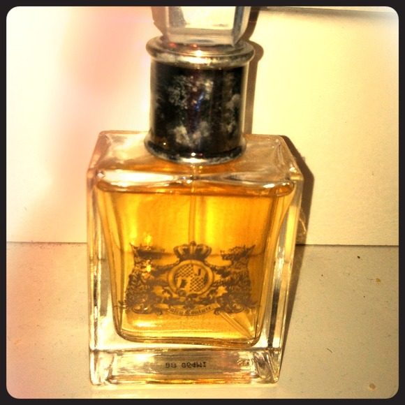 Juicy couture perfume