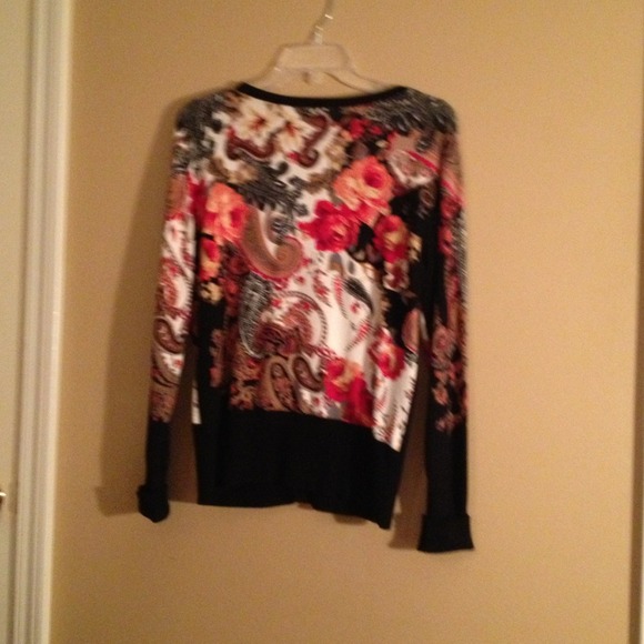 Sweater - Picture 2 of 2