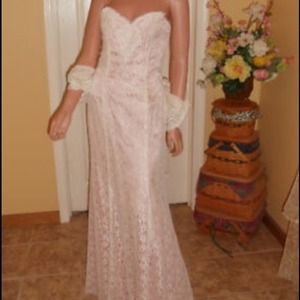 Strapless ivory/blush gown