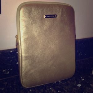 Banana Republic iPad Cover
