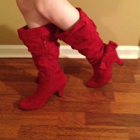 Boots - Picture 2 of 2