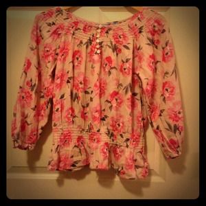 Beautiful, cute floral blouse!
