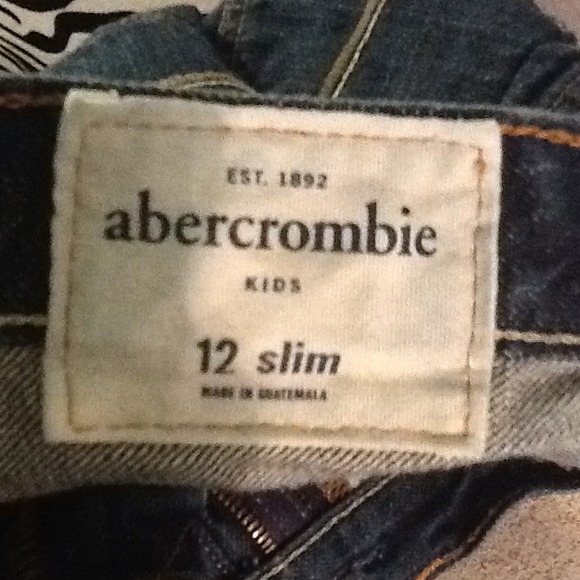 Boys Abercrombie jeans - Picture 2 of 3