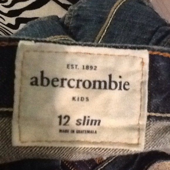 Boys Abercrombie jeans - Picture 2 of 3