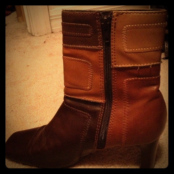 Brown Low Cut boot