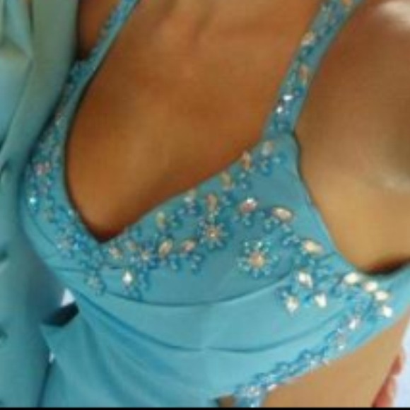 Prom dress - Picture 3 of 3