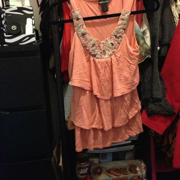 Fancy salmon top ✨sold✨