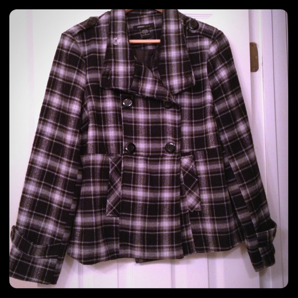 Robert Louis and Seven 7 Jeans bundle!!