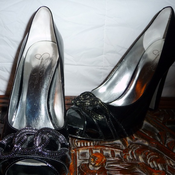 ❌SOLD❌ Black Patent Jessica Simpson Peep Toes