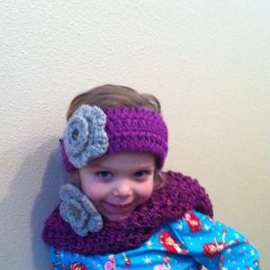 Fuchsia children's cowl with matching headband