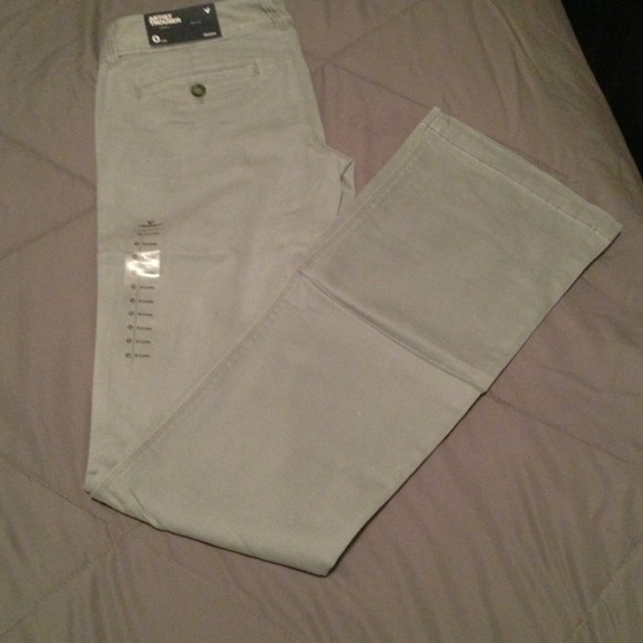 American Eagle. Artist Trouser
