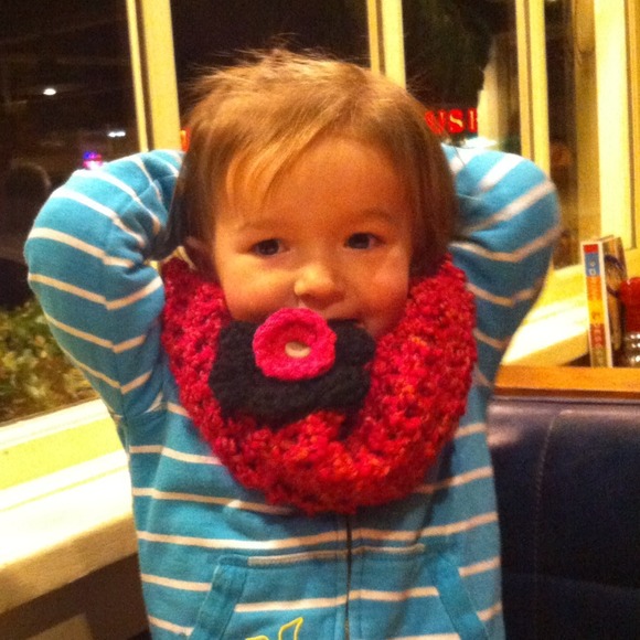 Children's crocheted cowl