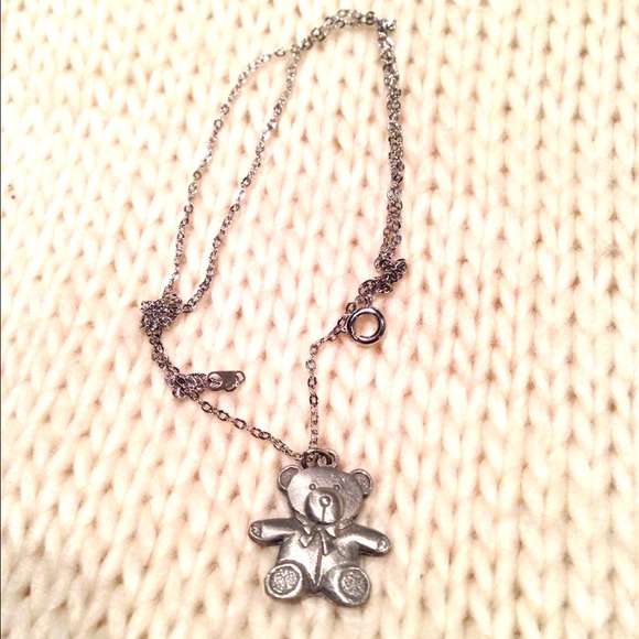Teddy bear necklace