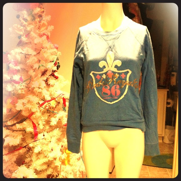 Blue Pink sweatshirt
