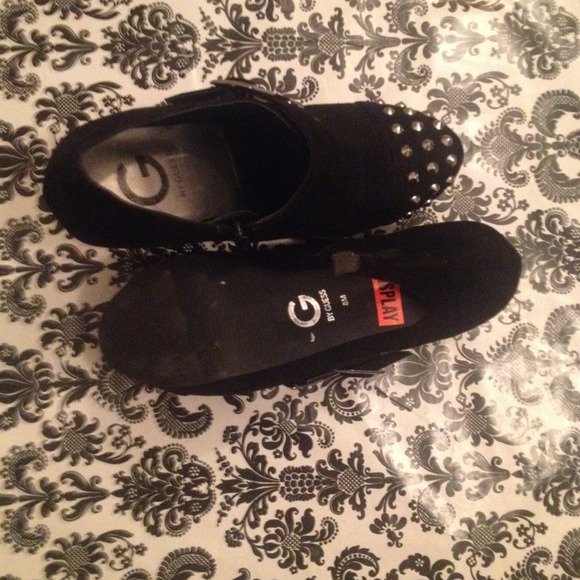 Guess Black Booties! Size 8 - Picture 3 of 4