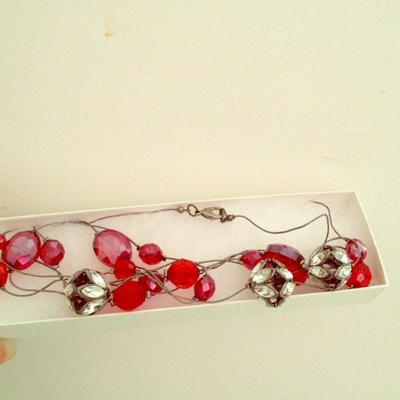 Style-perfect necklace! - Picture 1 of 1