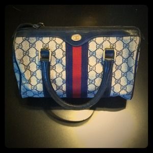 ***Reserved ****Vintage Gucci! Authentic!