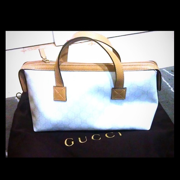 Authentic gucci bag. With tags