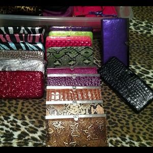 Wallets wallets & more wallets ;-)