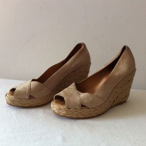 Michael Kors Upland Suede Peep Toe Wedges Size 5