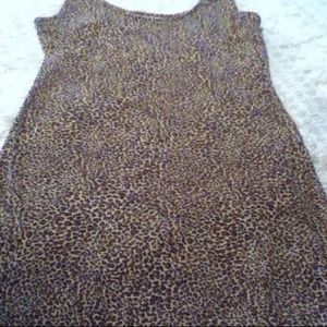 Leopard print dress. Reserved