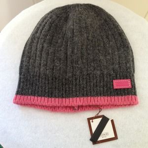 New Coach Ribbed Knit Hat