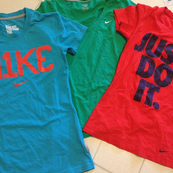 Nike T-Shirt Bundle