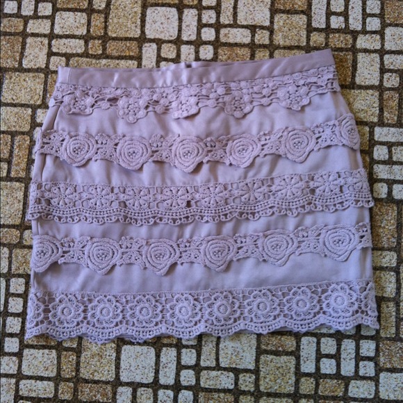 Cream in color Lace Mini Skirt