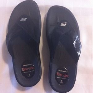 Sketchers Fit-Flops 🌴RESERVED🌴