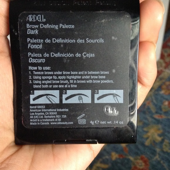 ⛔Sold in bundle⛔Brow Defining Palette - Picture 3 of 3