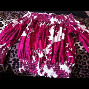 •SOLD• In bundle Off The Shoulder Top