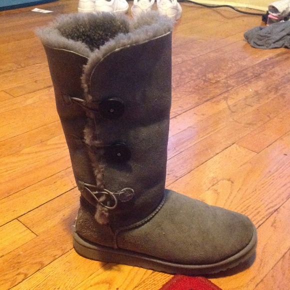 SOLD - Picture 3 of 4