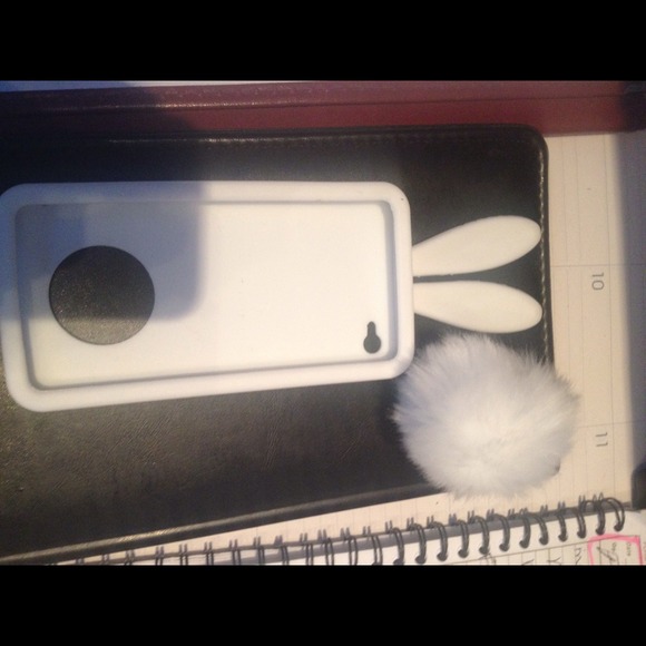 iPhone 4s rabbit case traded