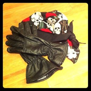 Black leather riding gloves