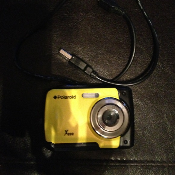 Waterproof Polaroid X800