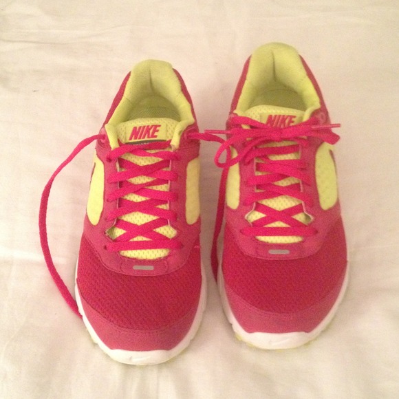 ***SOLD*** Nike Neon Sneakers
