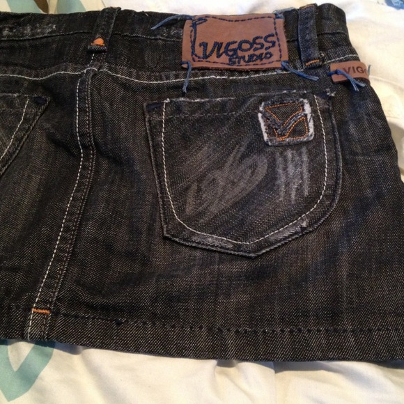 Vigoss Jean Skirt - Picture 1 of 4