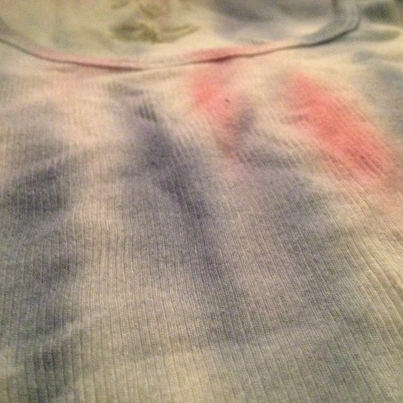 tie dye tank! FREE WITH BUNDLE - Picture 2 of 3