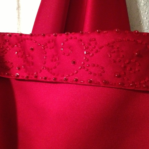 πRed prom/homecoming dress.π - Picture 2 of 4