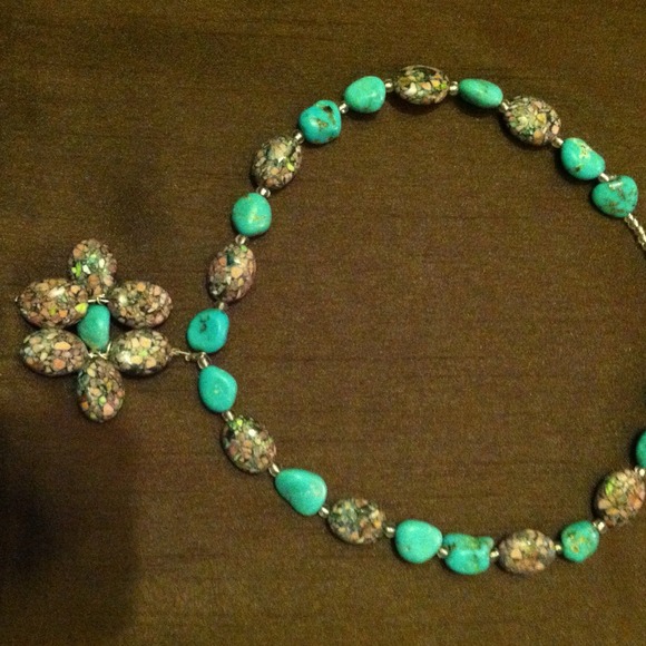 Turquoise and multicolored stone necklace!