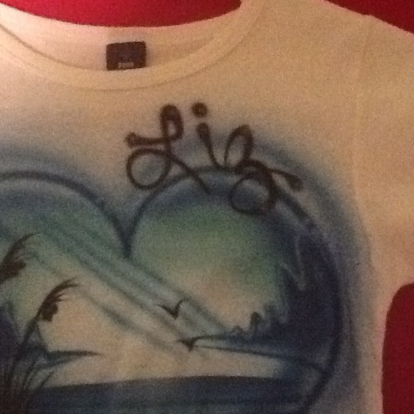 Custom hand made airbrushed items. - Picture 2 of 3