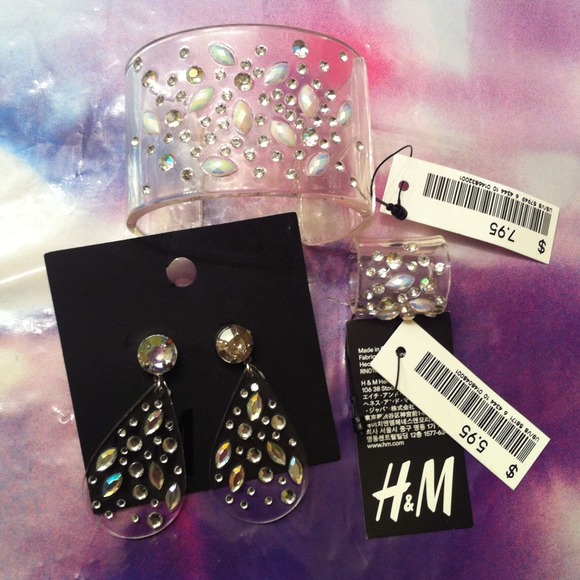 SOLDH&M Clear Sparkle 3 Piece Jewelry Set - Picture 1 of 4