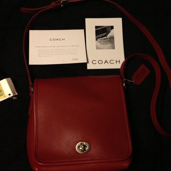 ⚡Reduced Again!⚡Authentic vintage Coach cross body