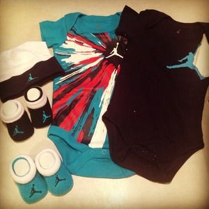 Jordan 5 piece newborn set