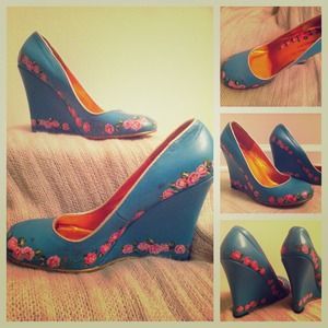 'Irregular Choice' Teal wedges from London